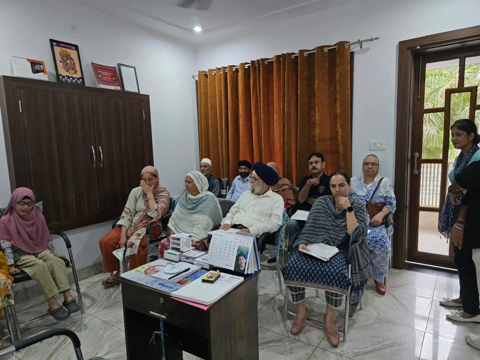 Patient consultation with Dr. Ametashver Singh at Kidney Care Clinic